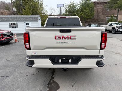 New 2026 GMC Sierra 1500 Pro w/ Graphite Edition