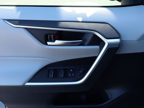 New 2025 Toyota RAV4 XLE image 28