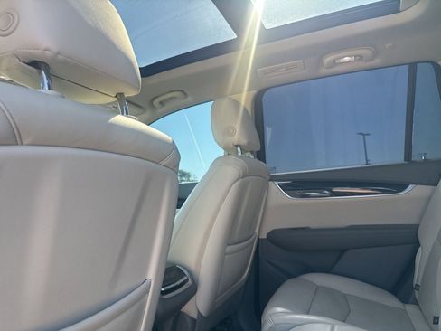 Used 2020 Cadillac XT6 Premium Luxury FWD image 34