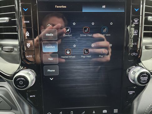 Used 2024 RAM 2500 Rebel w/ Towing Technology Group image 60