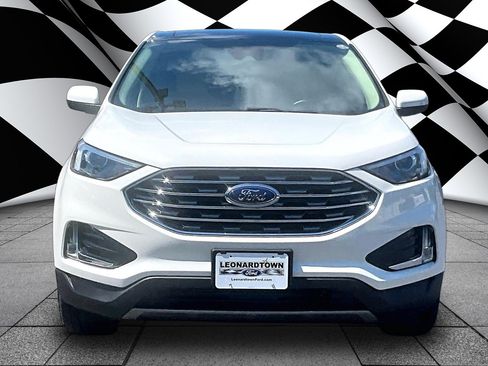 Certified 2022 Ford Edge SEL w/ Convenience Package AWD/4WD image 3