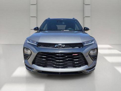 Used 2021 Chevrolet TrailBlazer RS w/ Technology Package FWD image 8
