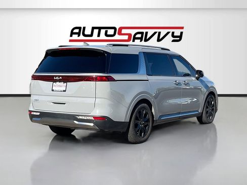 Used 2024 Kia Carnival SX FWD image 7