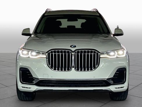 Used 2022 BMW X7 xDrive40i w/ Premium Package AWD/4WD image 3