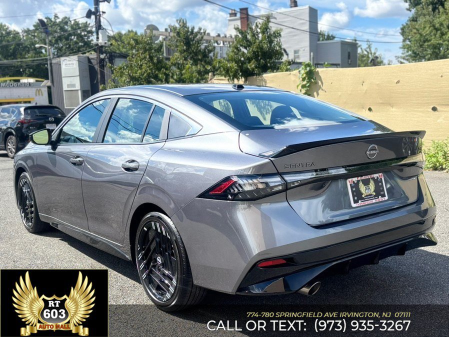 Used 2026 Nissan Sentra SR w/ Floor Mat Package FWD image 4