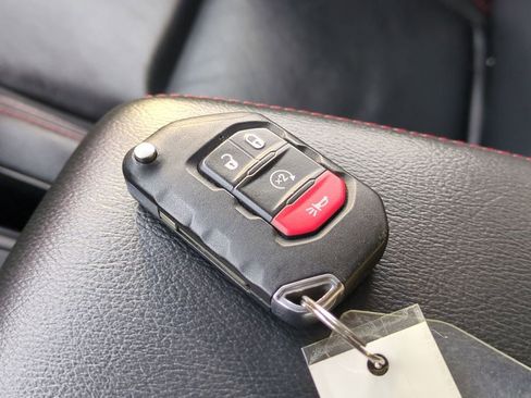 Used 2020 Jeep Wrangler Unlimited Rubicon w/ Dual Top Group image 44