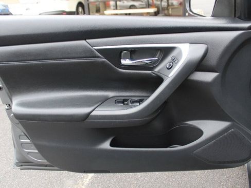 Used 2018 Nissan Altima 2.5 SR w/ SR Special Edition FWD image 17