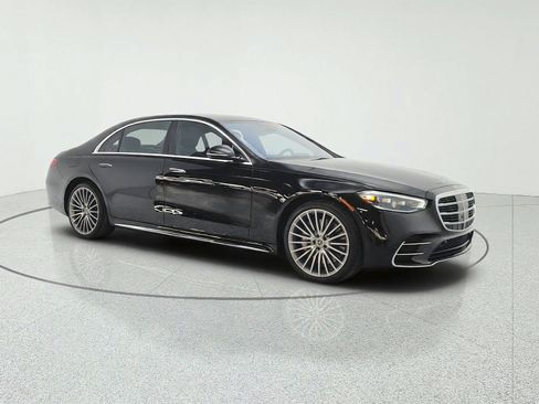 Certified 2023 Mercedes-Benz S 500 4MATIC image 3
