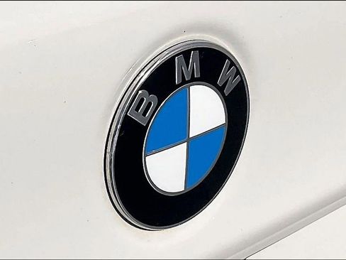 Used 2021 BMW 540i xDrive AWD/4WD image 8