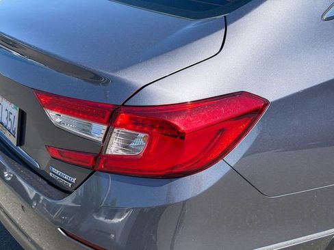 Used 2021 Honda Accord Touring image 7
