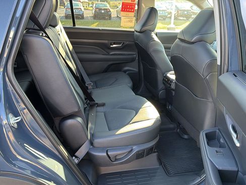 New 2026 Toyota Grand Highlander Limited image 14