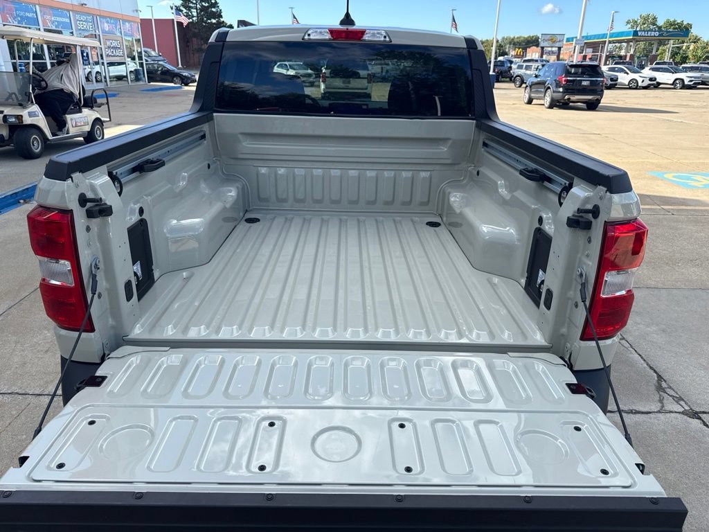 Used 2025 Ford Maverick XL FWD image 27
