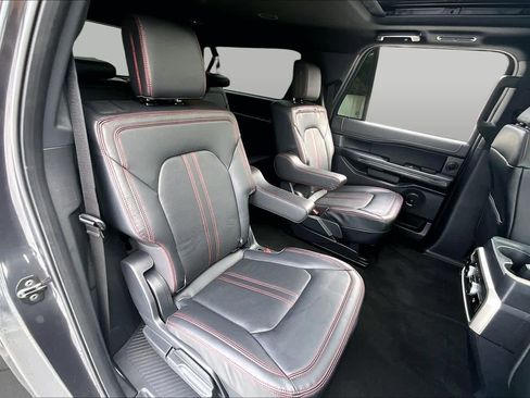 Used 2024 Ford Expedition Max Limited RWD image 19