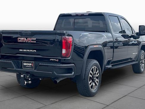Used 2022 GMC Sierra 2500 AT4 w/ AT4 Premium Plus Package AWD/4WD image 13
