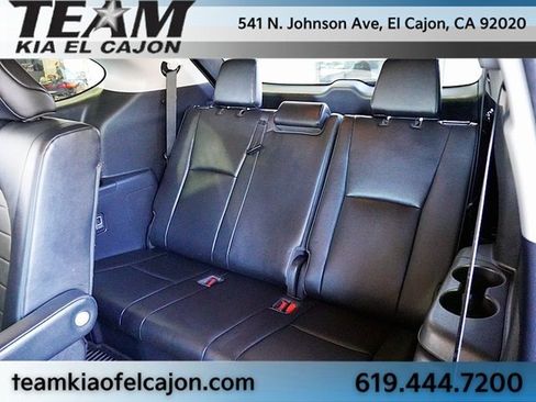 Used 2021 Toyota Highlander XLE image 20