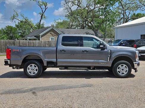 Used 2025 Ford F250 XLT w/ FX4 Off-Road Package AWD/4WD image 36