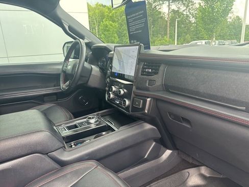 Used 2023 Ford Expedition Limited RWD image 38