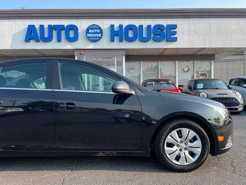 Used 2012 Chevrolet Cruze LS w/ Connectivity Package FWD image 37