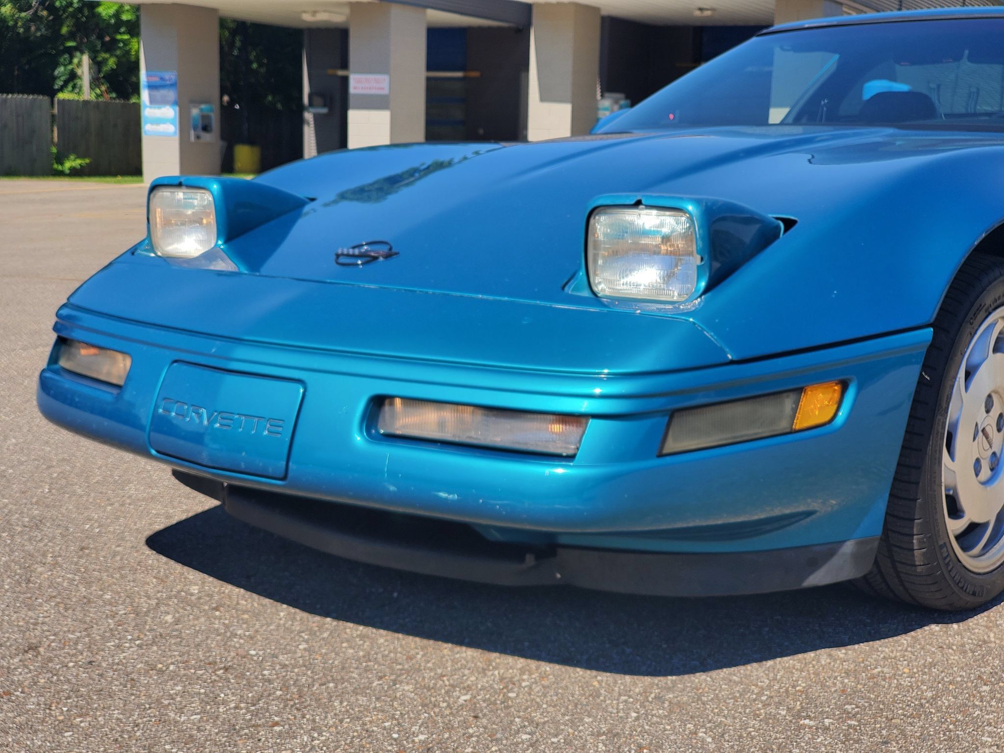Used 1995 Chevrolet Corvette Coupe RWD image 6