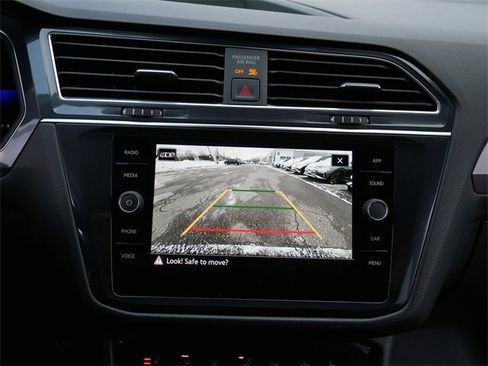 Certified 2023 Volkswagen Tiguan SE image 27