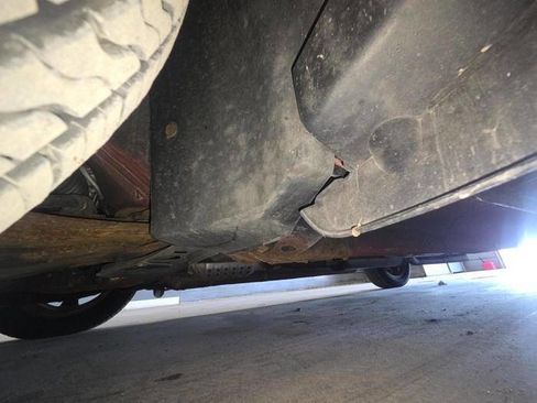 Used 2001 Toyota Solara SE FWD image 13