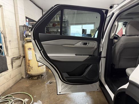 New 2026 Ford Explorer Active w/ Active Comfort Package image 17