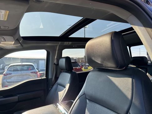 Used 2022 Ford F150 Lariat image 11