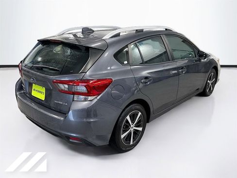 Used 2022 Subaru Impreza 2.0i Premium w/ Popular Package #3 AWD/4WD image 5