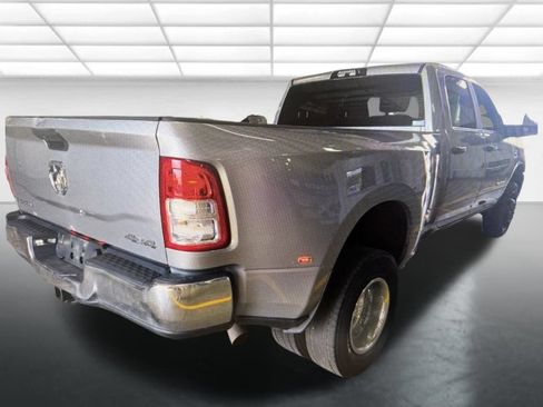 Used 2023 RAM 3500 Big Horn w/ Level 1 Equipment Group AWD/4WD image 2