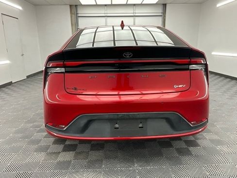 Used 2023 Toyota Prius LE image 20