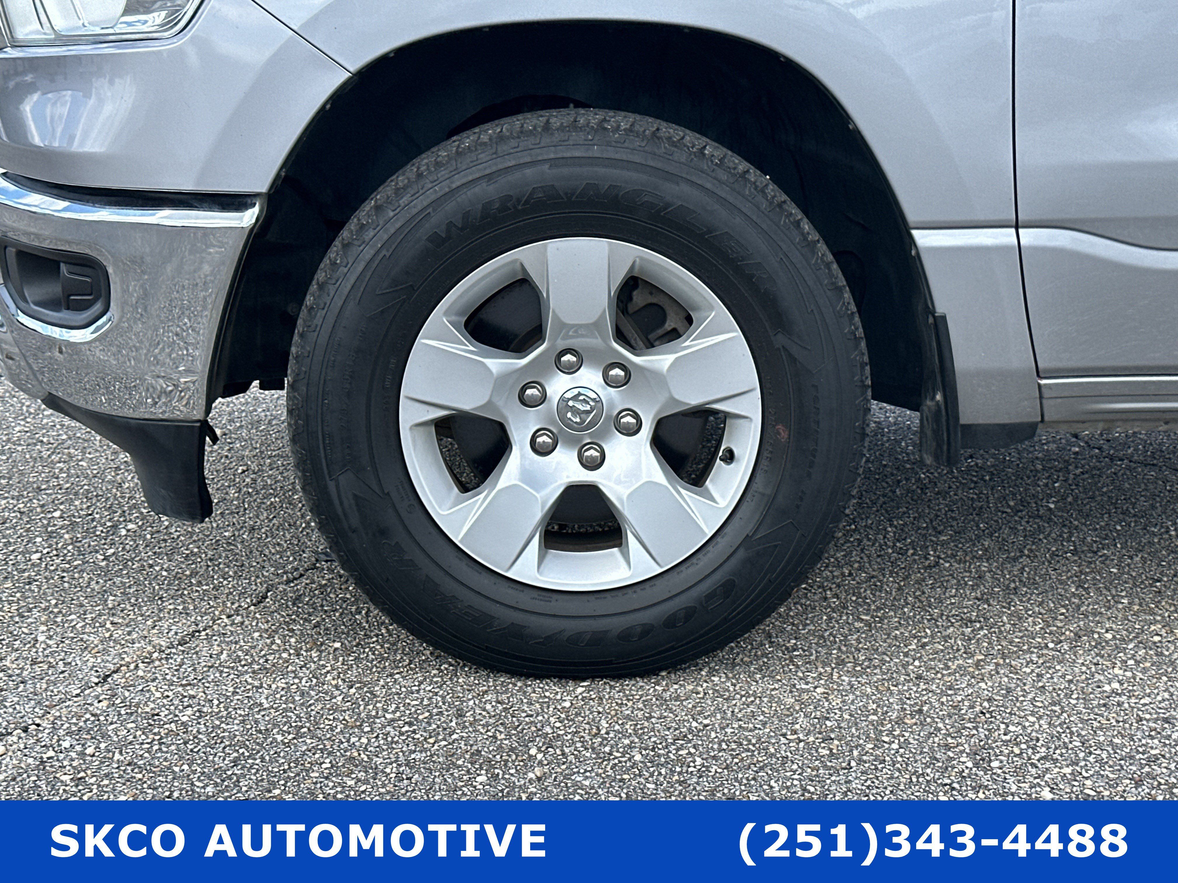 Used 2022 RAM 1500 Big Horn RWD image 9