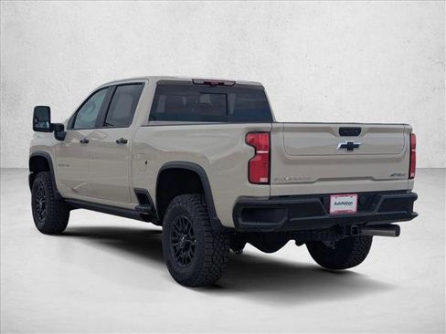 New 2026 Chevrolet Silverado 2500 ZR2 AWD/4WD image 9