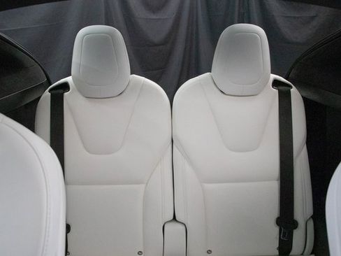 Used 2019 Tesla Model X Long Range image 19