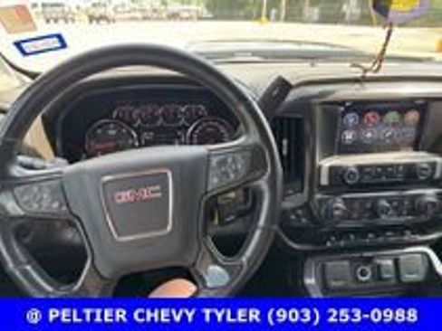 Used 2015 GMC Sierra 1500 SLT w/ SLT Preferred Package AWD/4WD image 26