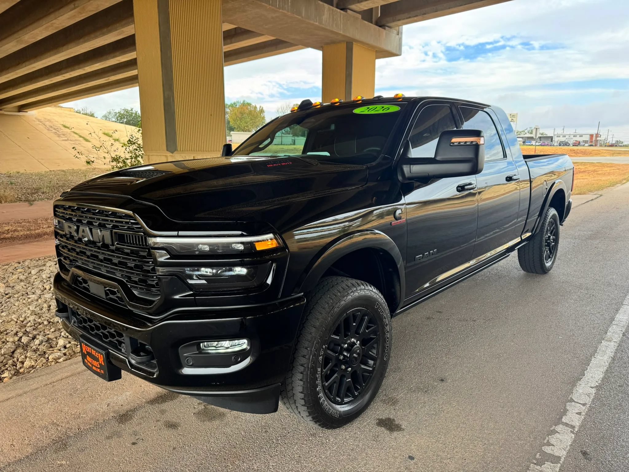 Used 2026 RAM 3500 Limited AWD/4WD image 7