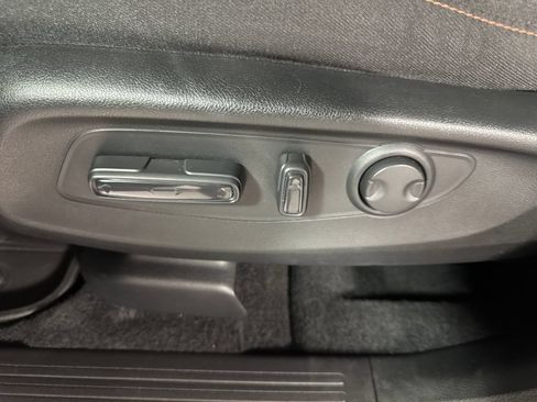 Certified 2025 Honda CR-V Sport image 16