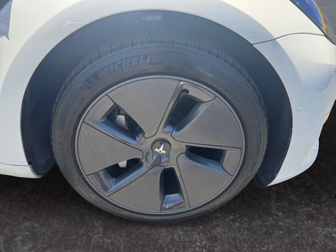 Used 2022 Tesla Model 3 RWD image 14