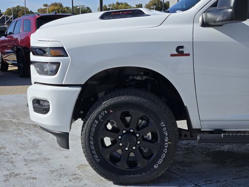 New 2026 RAM 2500 Tradesman AWD/4WD image 5