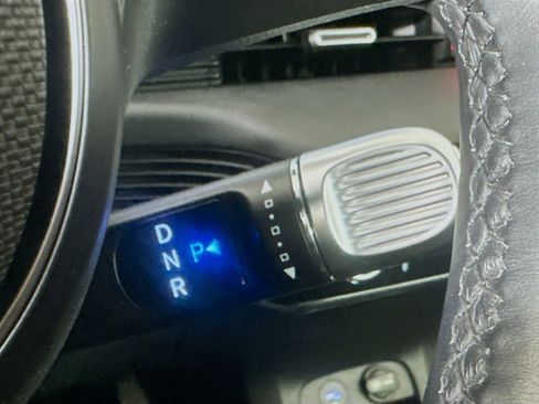 Used 2024 Hyundai Ioniq 5 SEL image 25