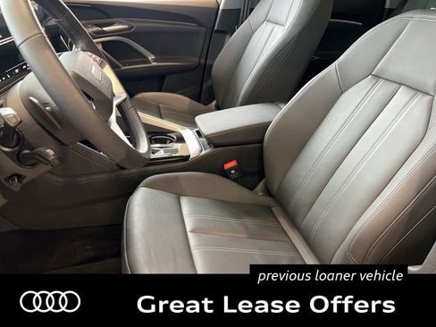 Used 2025 Audi Q5 Premium w/ Convenience Package AWD/4WD image 8