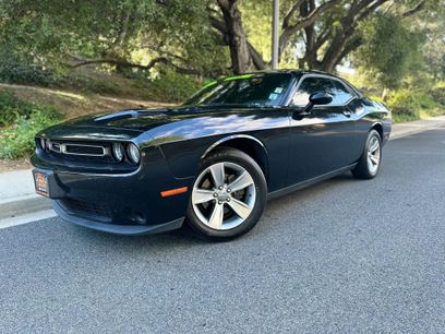 Used 2019 Dodge Challenger SXT