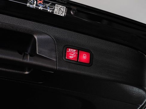 Used 2023 Mercedes-Benz GLS 450 4MATIC w/ AMG Line Exterior image 62