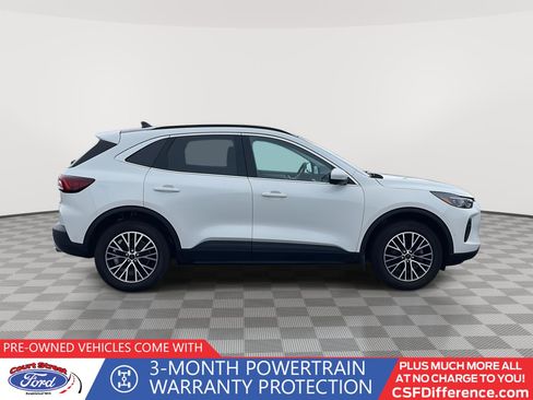 Used 2024 Ford Escape PHEV w/ PHEV Premium Package image 6