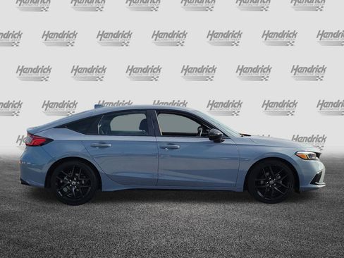 Used 2023 Honda Civic Sport image 8