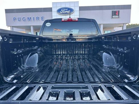 Used 2021 Chevrolet Colorado W/T w/ Custom Special Edition image 18