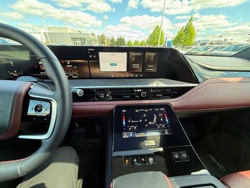 Certified 2025 INFINITI QX80 Autograph w/ Premium Cargo Package AWD/4WD image 21