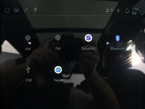 New 2026 GMC Acadia AT4 w/ Luxury Package image 7