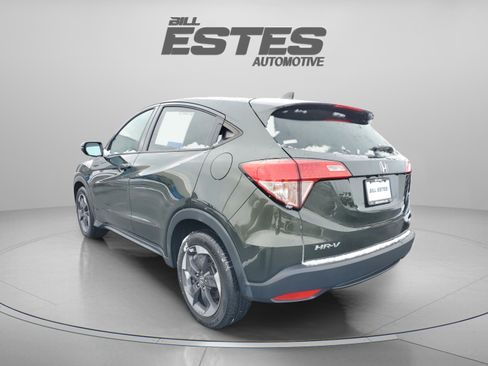 Used 2018 Honda HR-V EX image 2