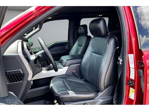 Used 2020 Ford F150 Lariat w/ Equipment Group 502A Luxury AWD/4WD image 24