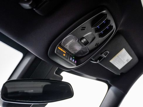 Used 2024 Chevrolet Trax RS w/ Sunroof Package FWD image 26